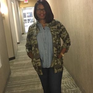 Meet your Posher, Melissa